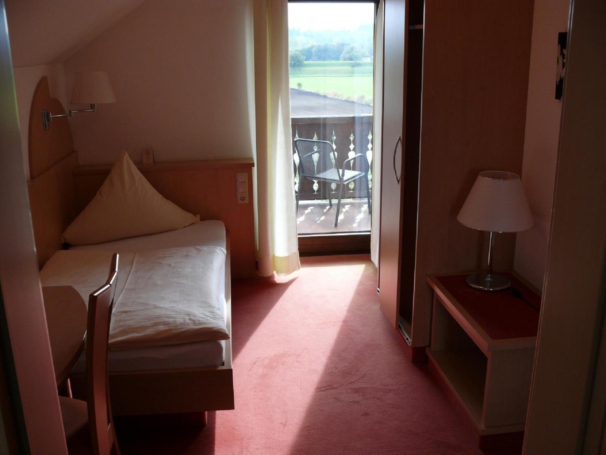 ホテル Ampertal Haag an der Amper 部屋 写真